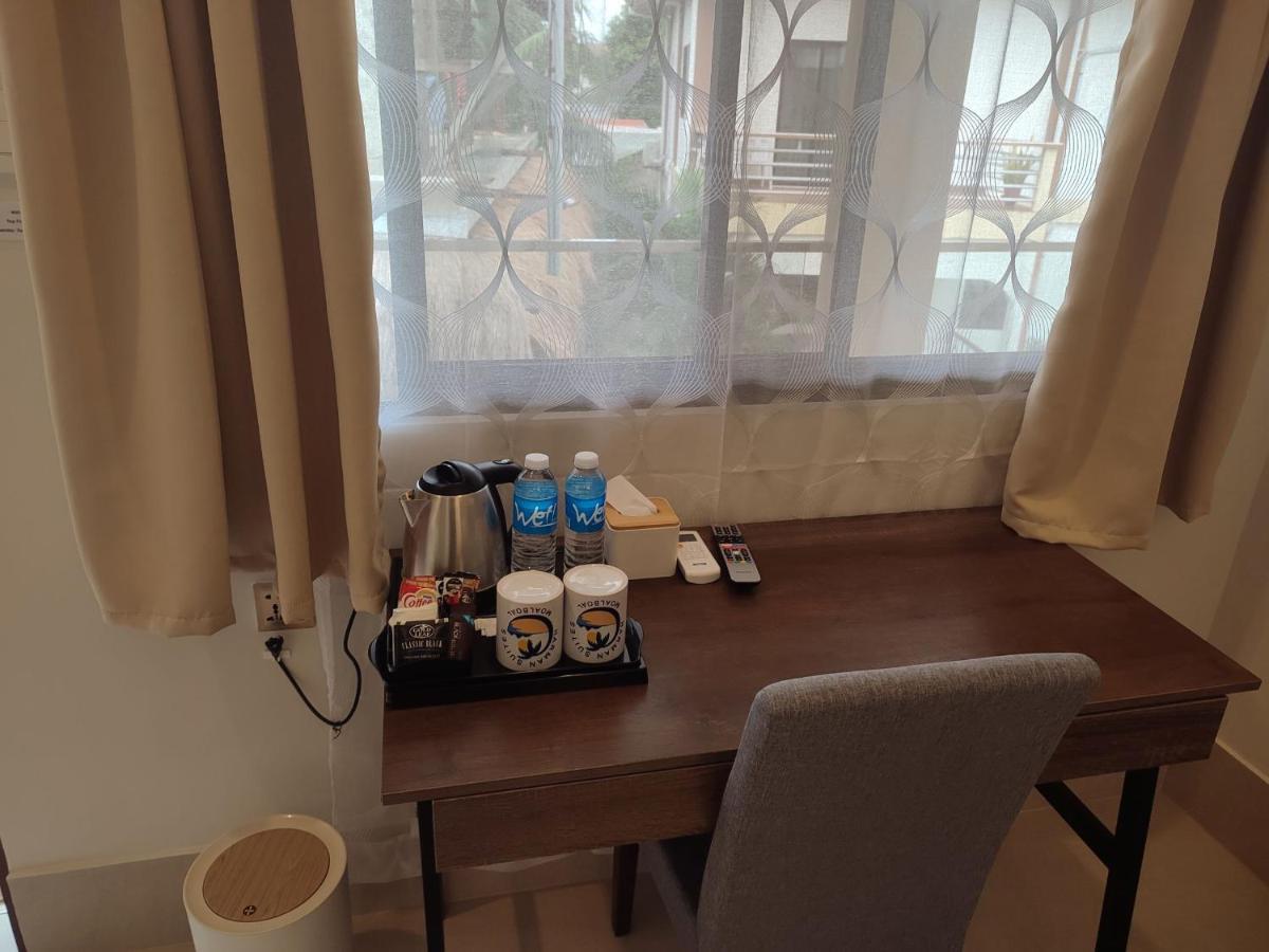 Harman Suites Моалбоал Экстерьер фото